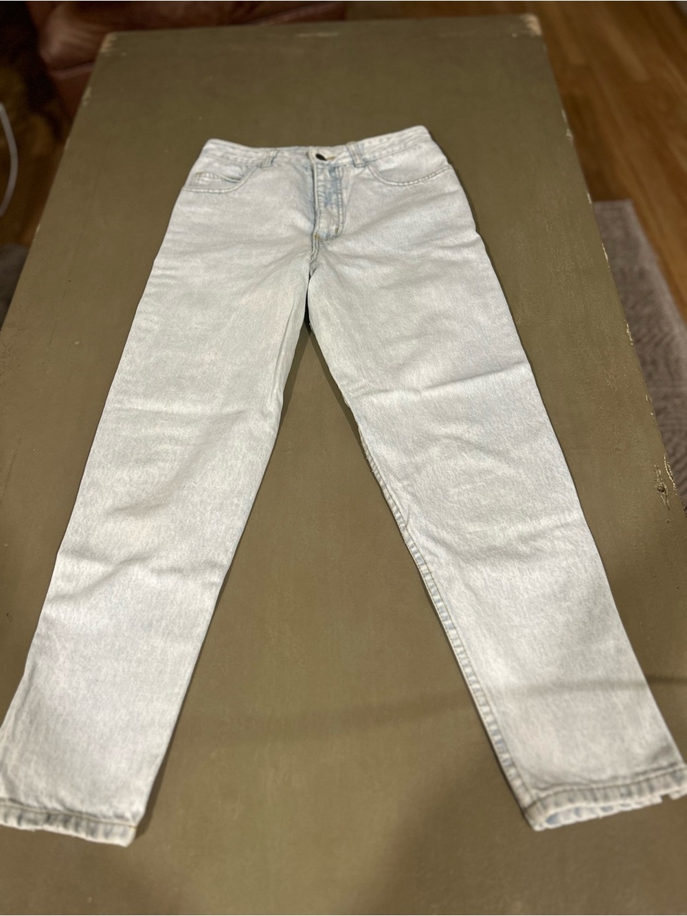 Guess Jeans with zipper ankle